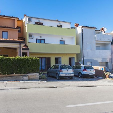 Milos Apartment بولا المظهر الخارجي الصورة