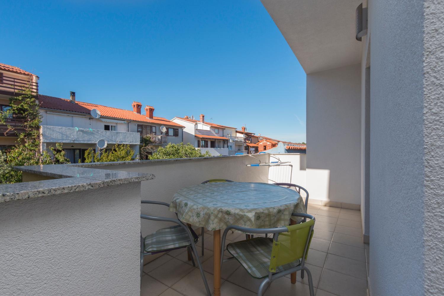 Milos Apartment بولا المظهر الخارجي الصورة